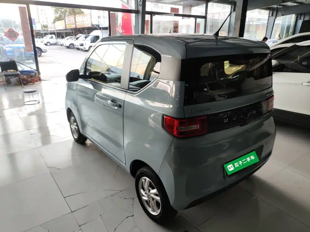 Wuling MINIEV — миниатюра 5