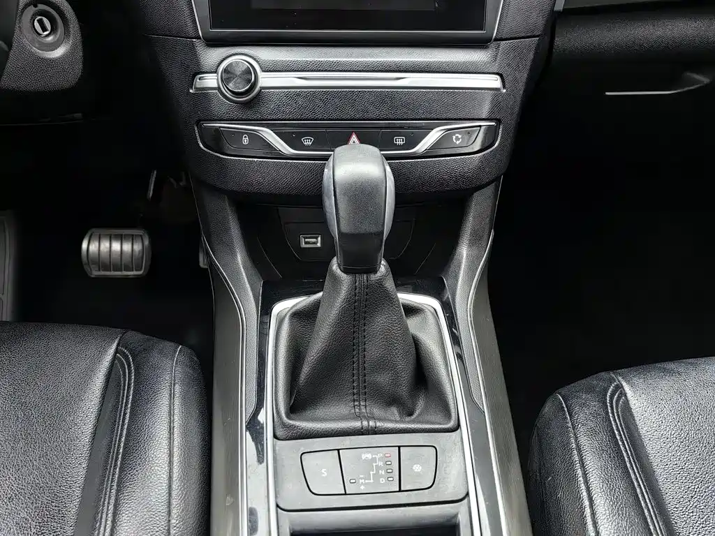 Peugeot 408 — миниатюра 13
