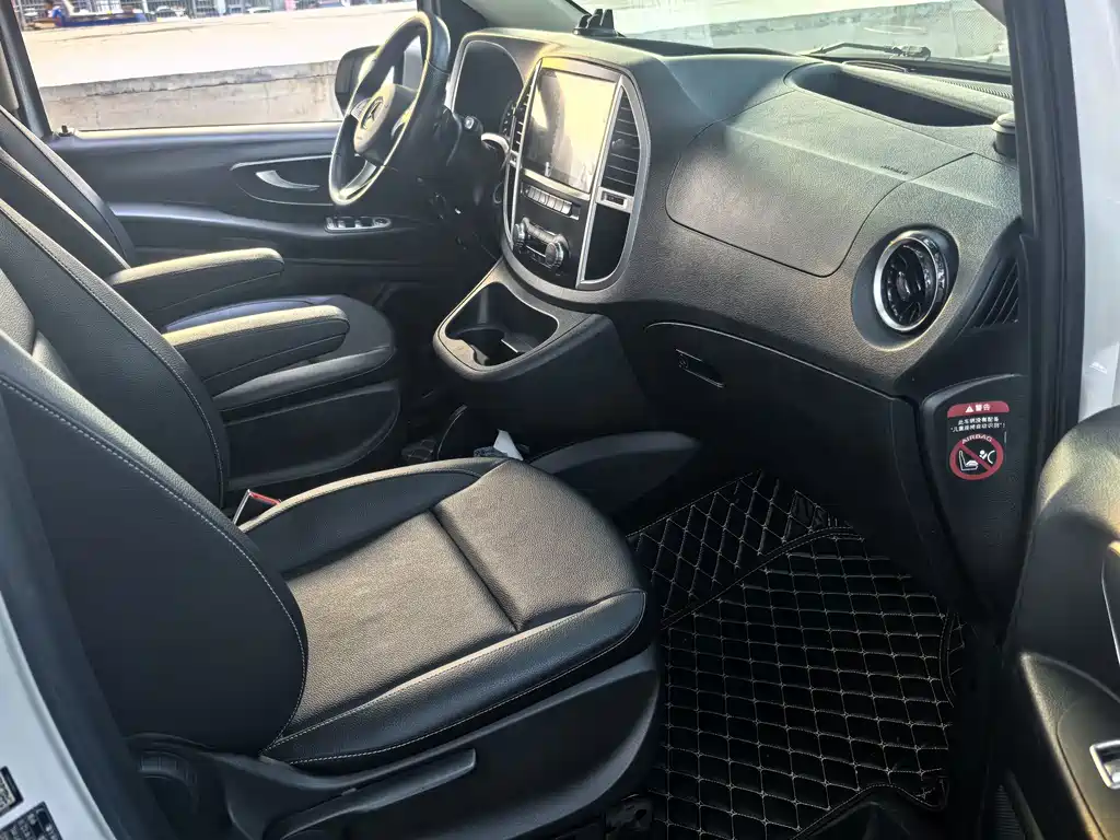 Mercedes-Benz Vito — миниатюра 16