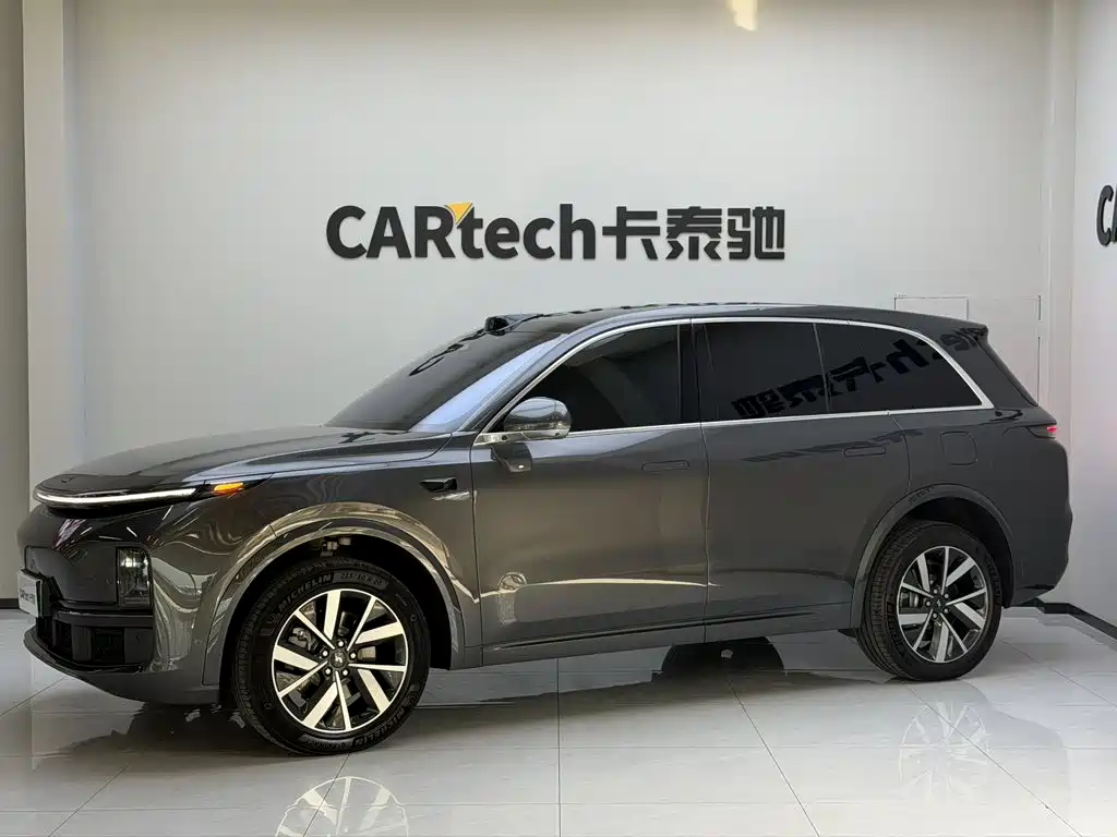 Li Auto L8