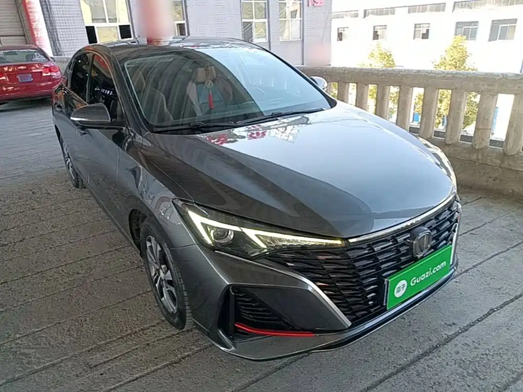 Changan Eado — миниатюра 4