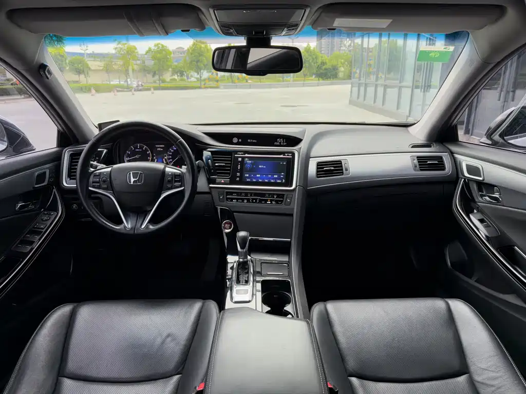 Honda Spirior — миниатюра 9