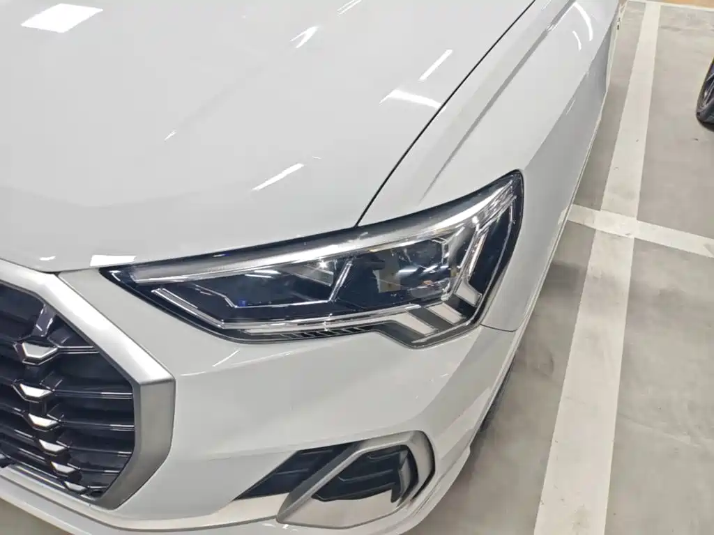 Audi Q3 — миниатюра 24