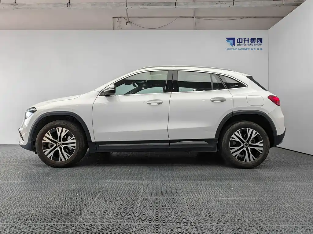 Mercedes-Benz GLA — миниатюра 7