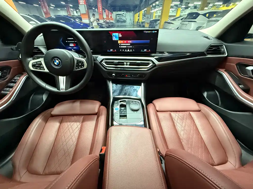 BMW i3 — миниатюра 11