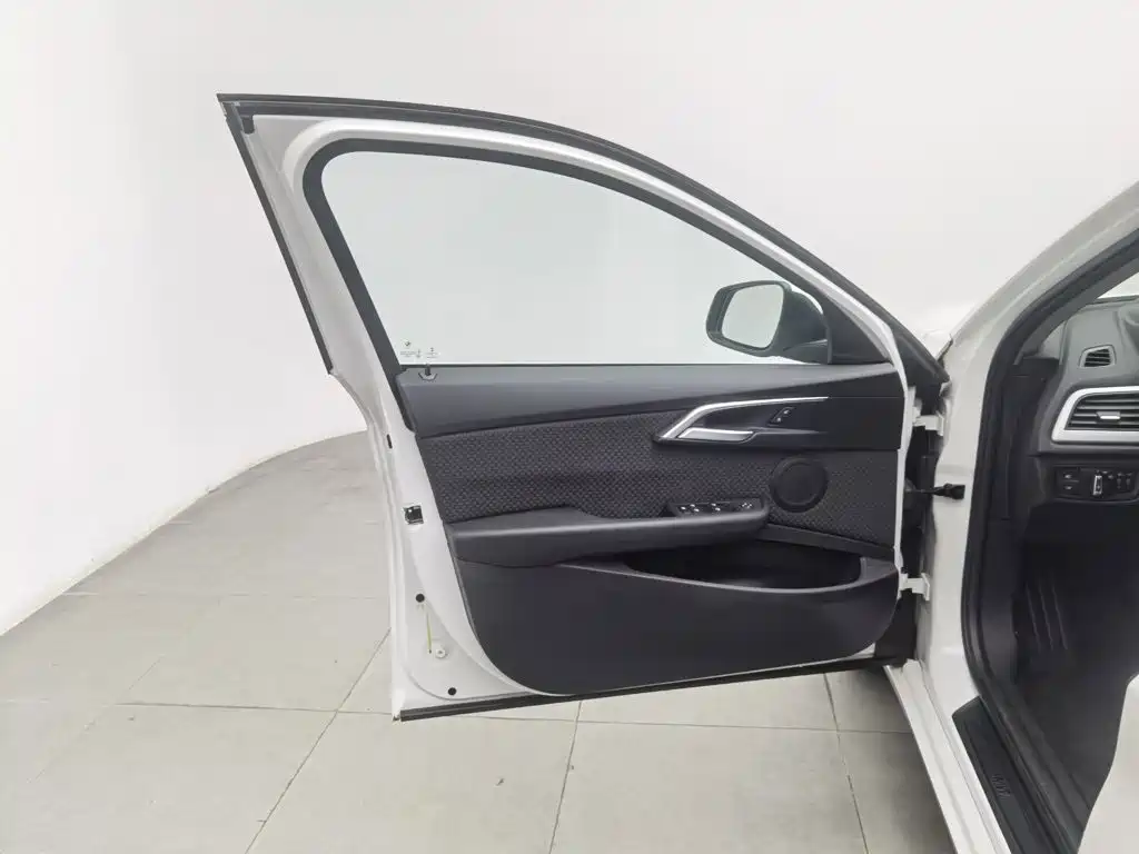 BMW 1 Series — миниатюра 8