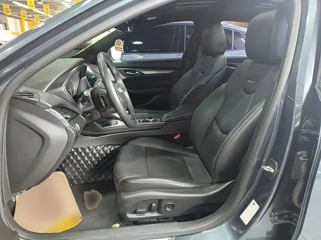 Cadillac CT5 — миниатюра 15
