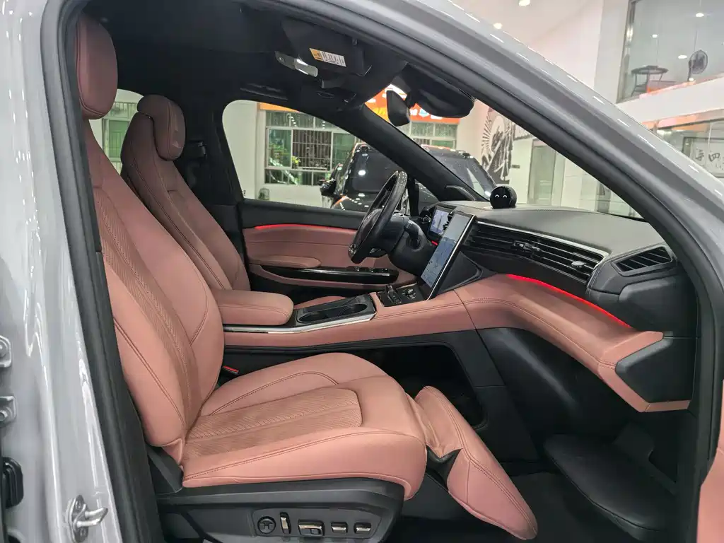 NIO ES6 — миниатюра 10