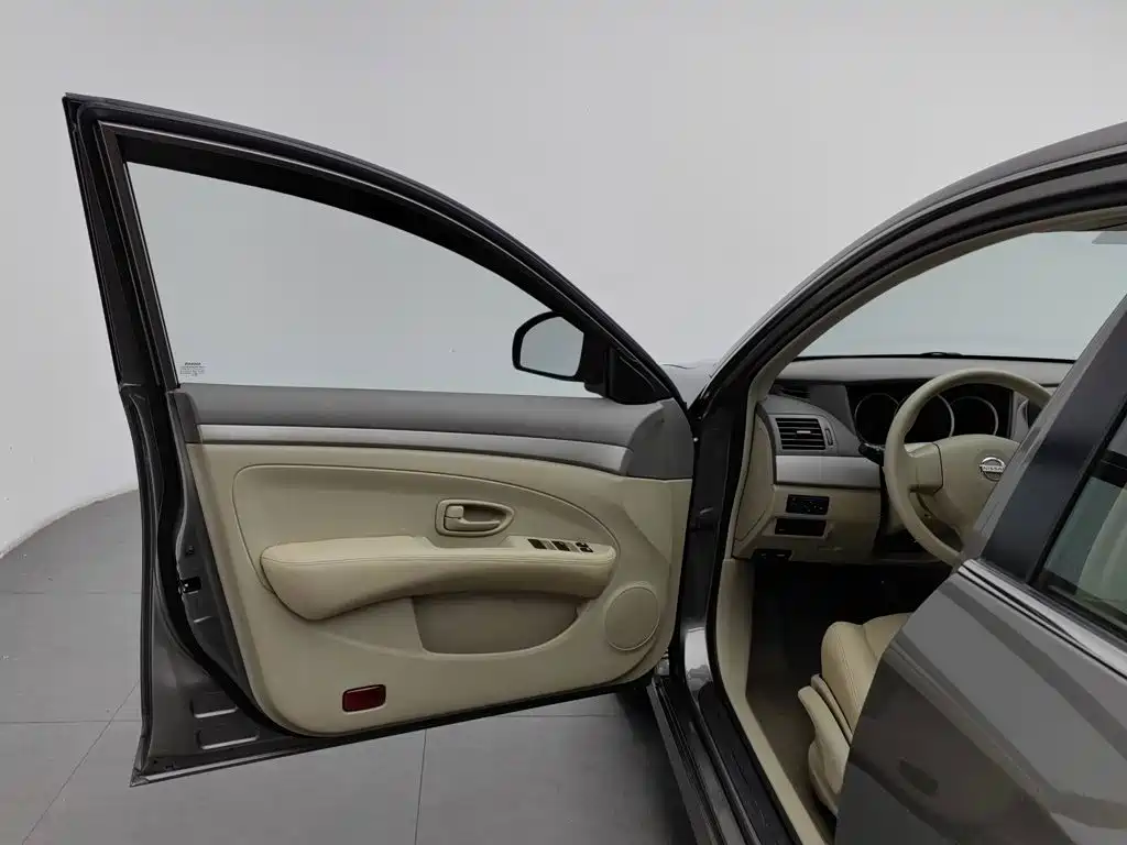 Nissan Sylphy — миниатюра 8