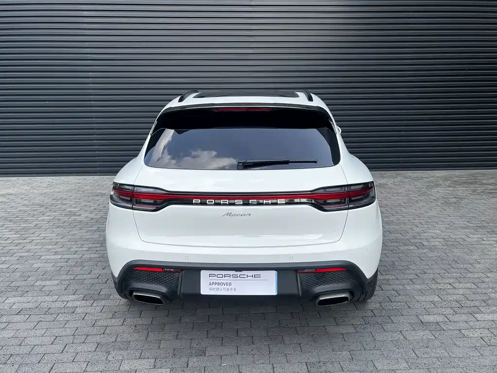 Porsche Macan — миниатюра 7