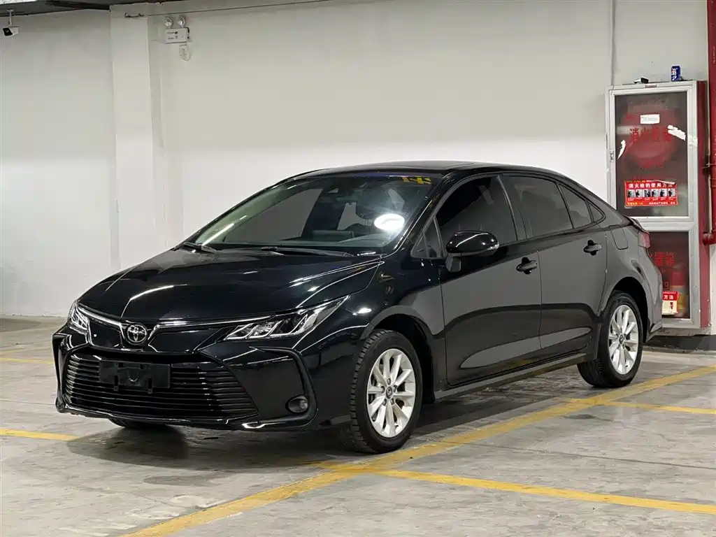 TOYOTA COROLLA
