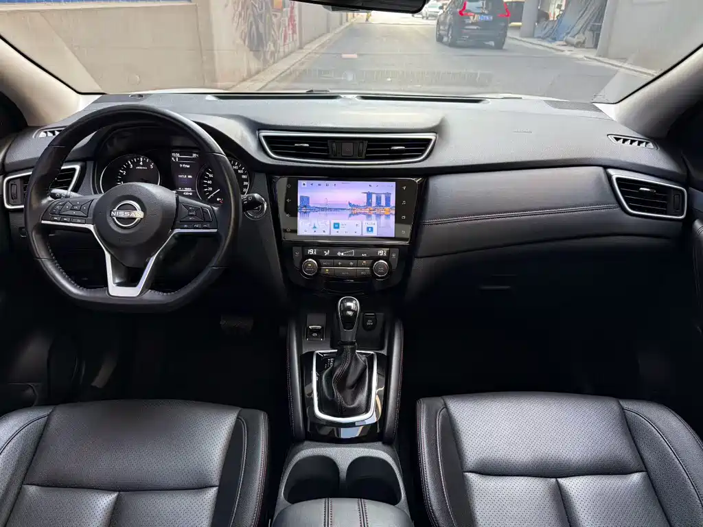 Nissan Qashqai — миниатюра 7
