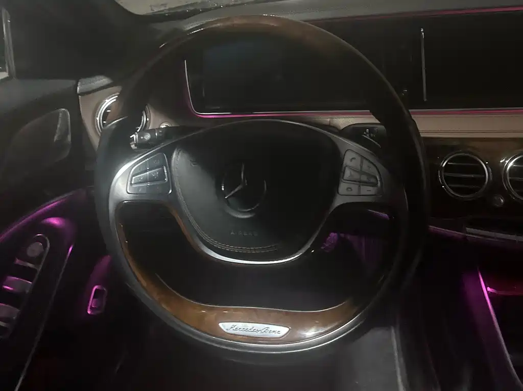 Mercedes-Benz S-Class — миниатюра 11