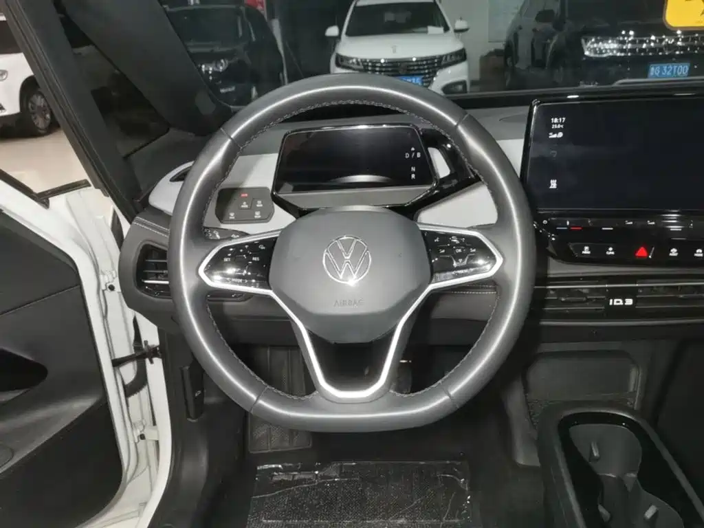 Volkswagen ID.3 — миниатюра 11
