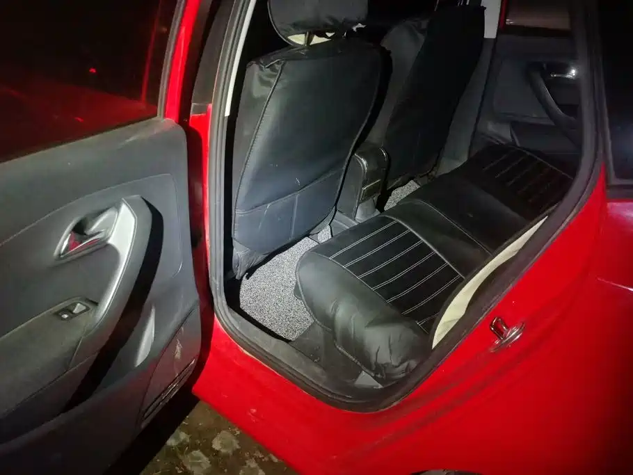 Volkswagen Polo — миниатюра 11