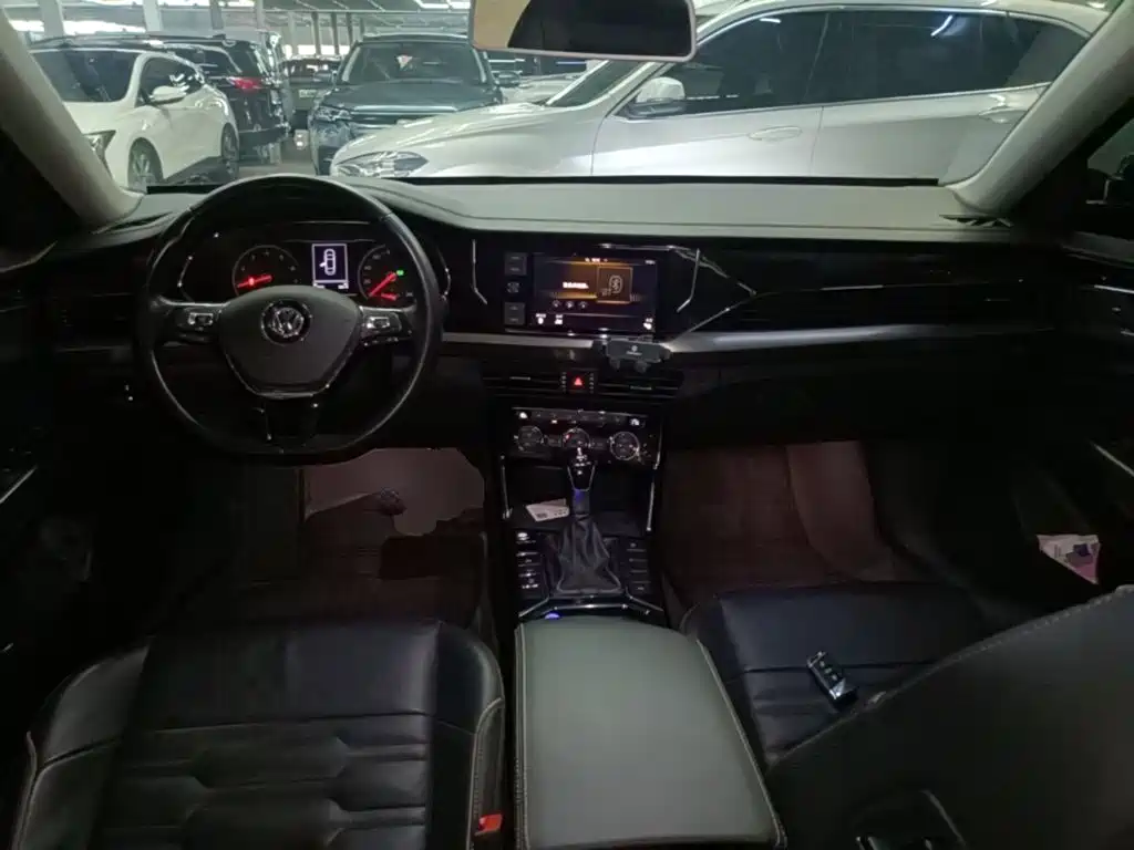 Volkswagen Passat — миниатюра 10