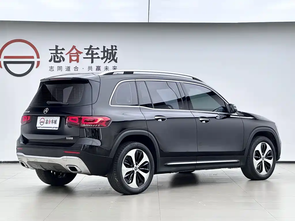 Mercedes-Benz GLB — миниатюра 4