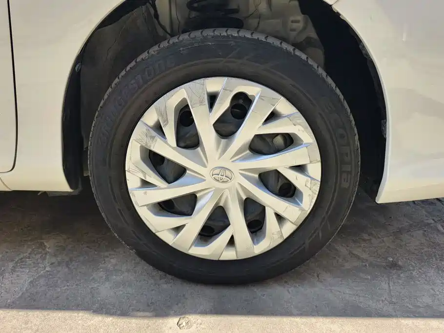 Toyota Vios FS — миниатюра 6