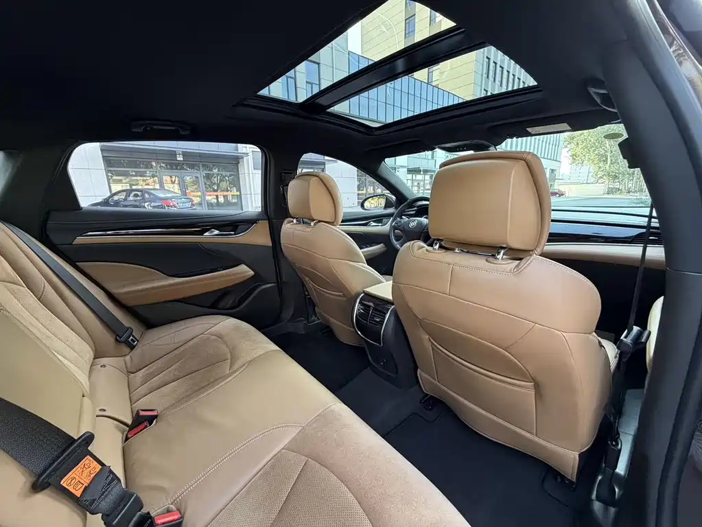 Buick LaCrosse — миниатюра 12