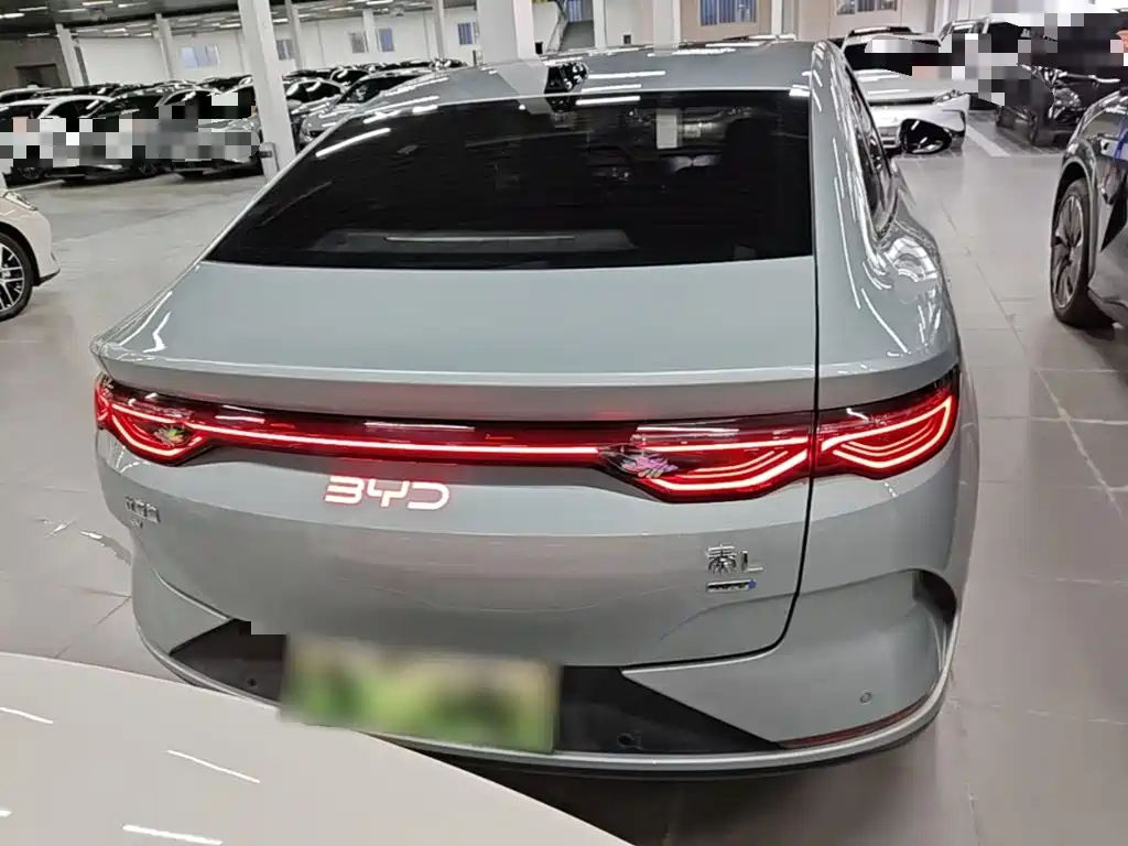 BYD Qin L — миниатюра 6