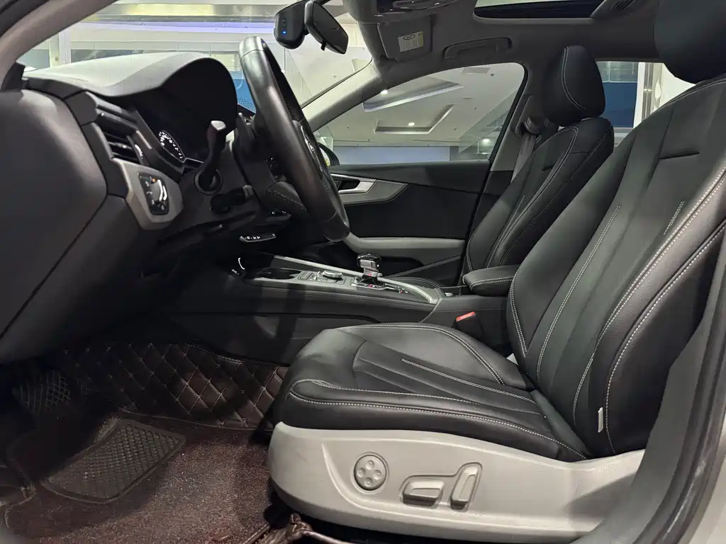 Audi A4L 2017 Plus 40 TFSI