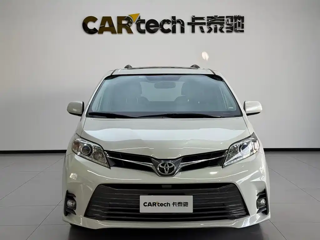 Toyota Sienna 2021