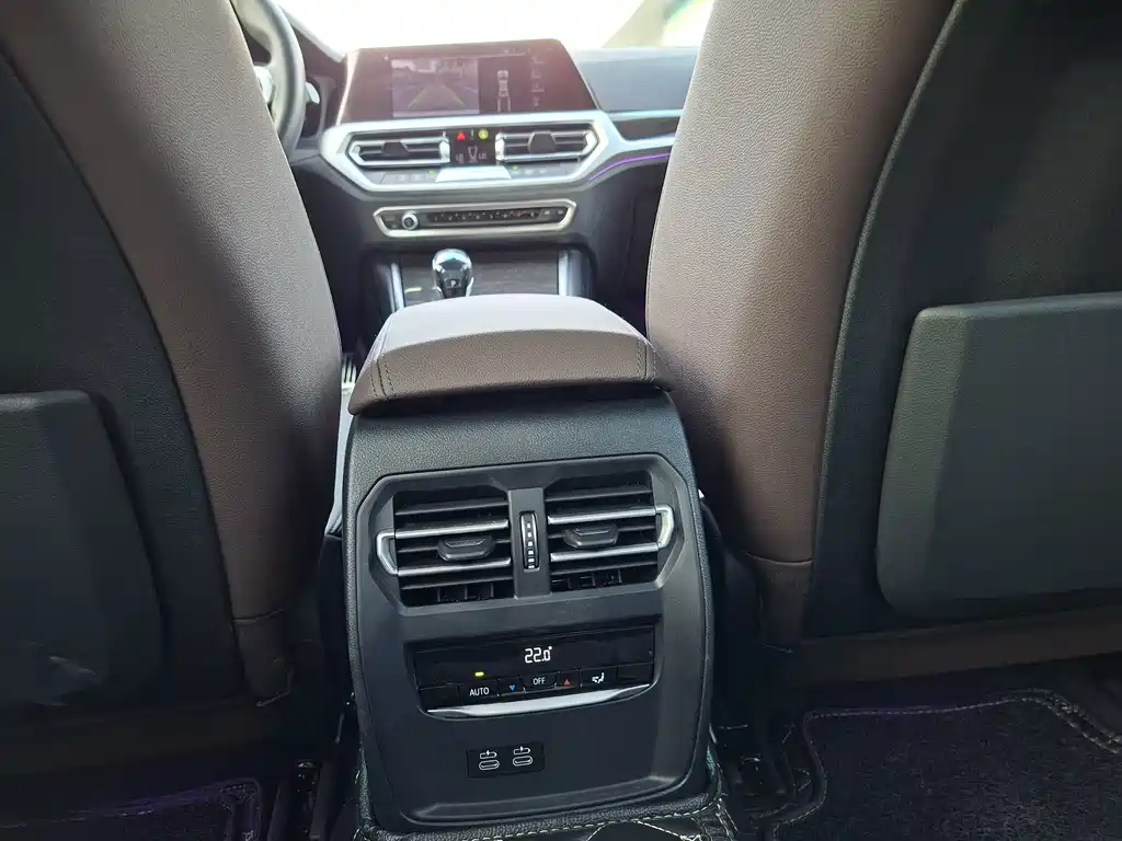 BMW 3 Series — миниатюра 21