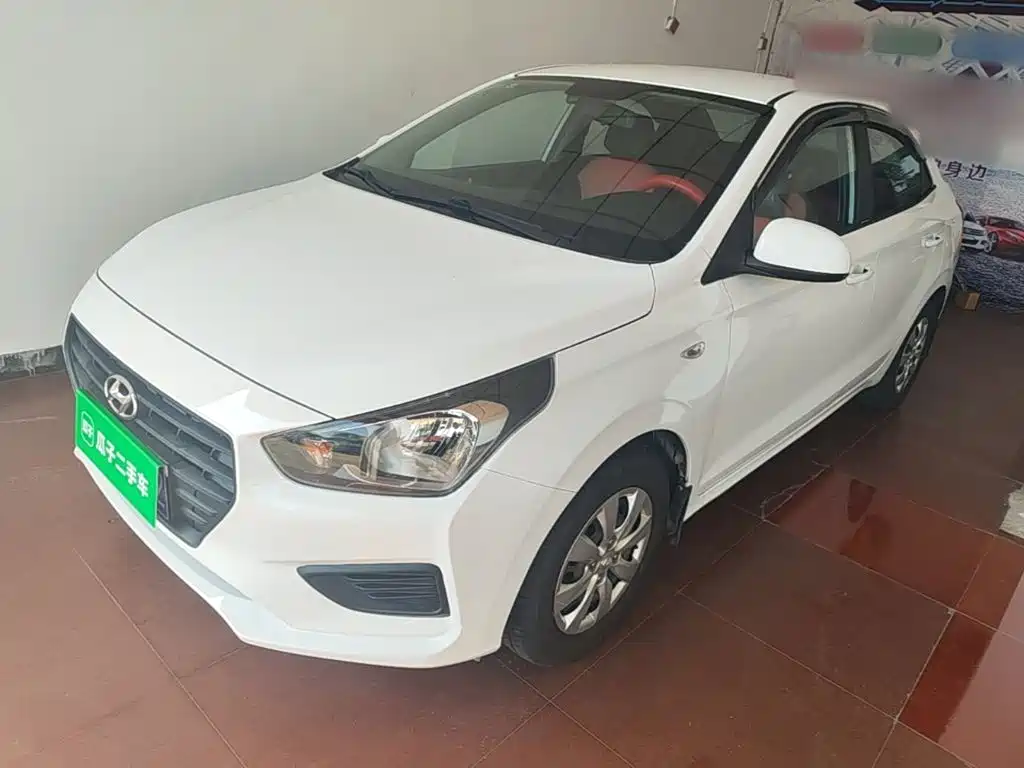 Hyundai Verna — миниатюра 2