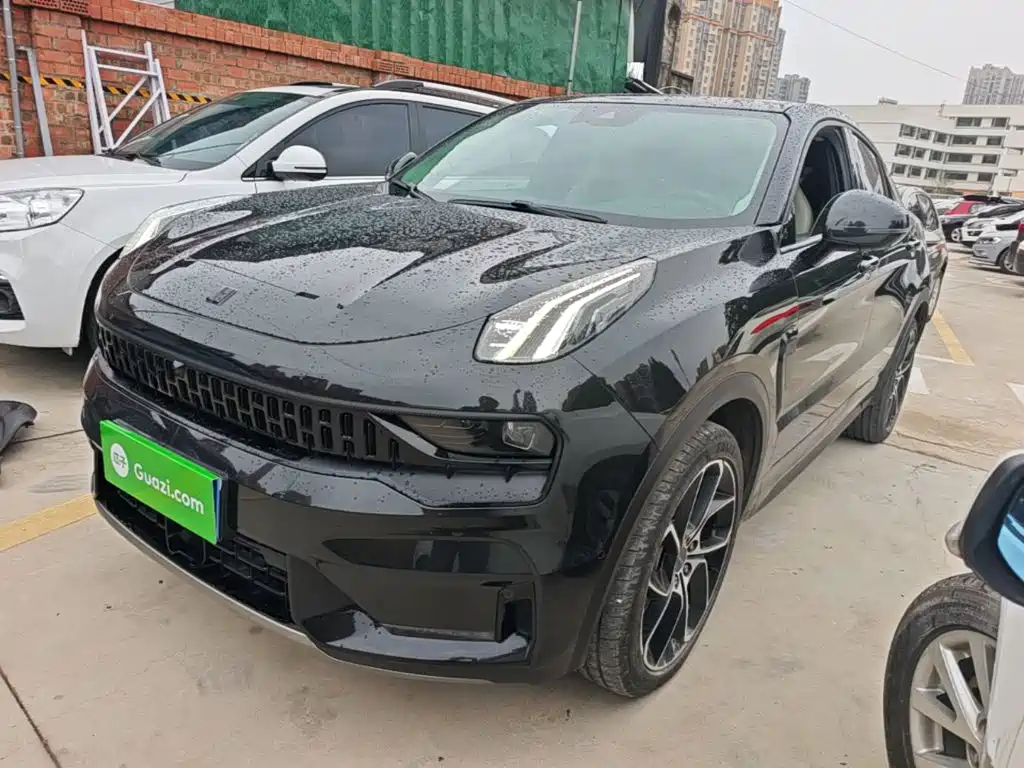Lynk & Co 05