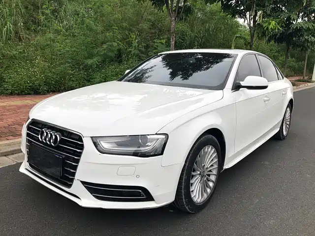 AUDI  A4L 2016