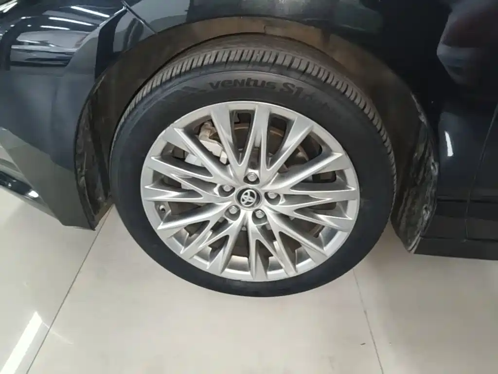 Toyota Avalon — миниатюра 23