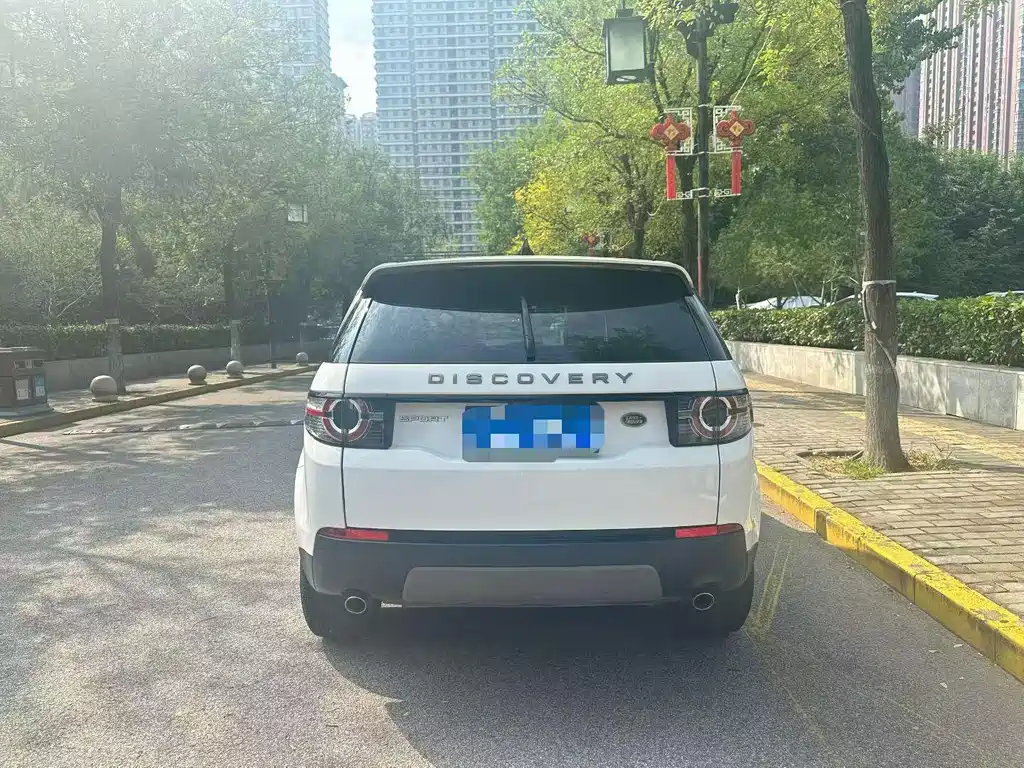 Land Rover Discovery Sport — миниатюра 8