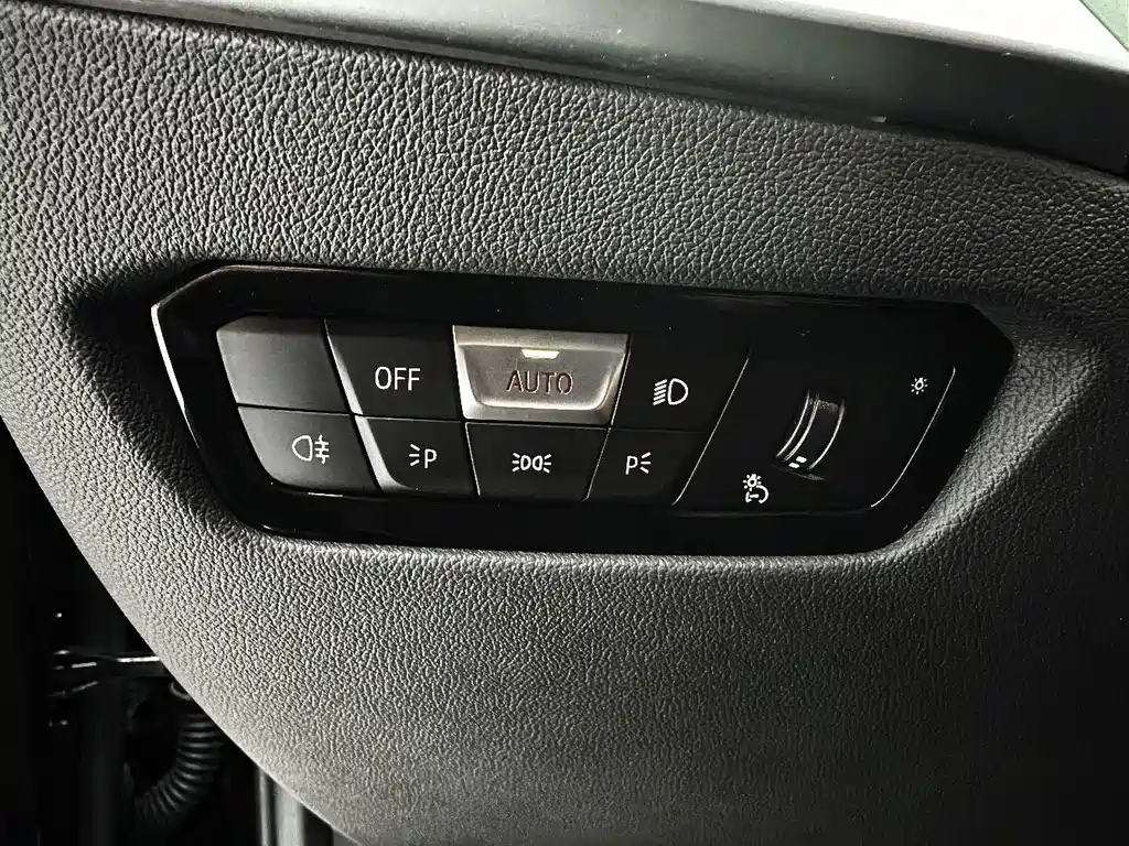 BMW 3 Series — миниатюра 21