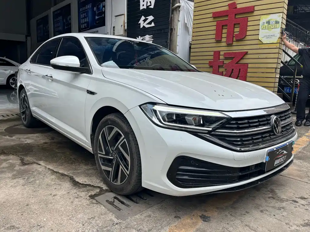 Volkswagen Sagitar — миниатюра 3