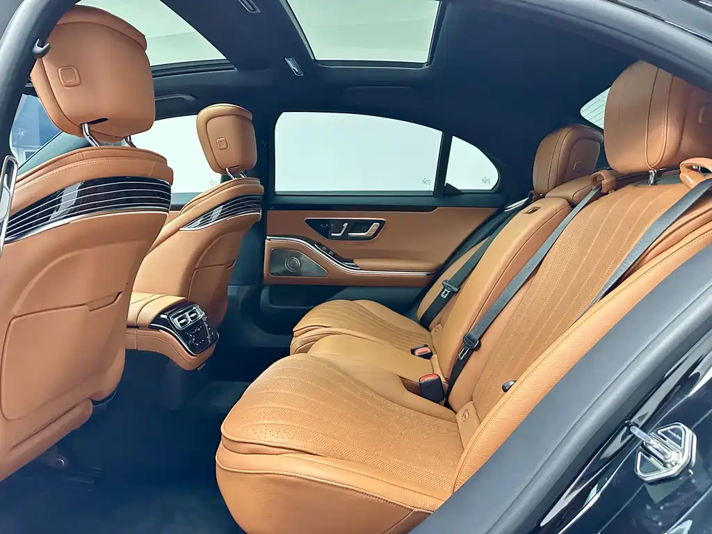Mercedes-Benz S-Class — миниатюра 11