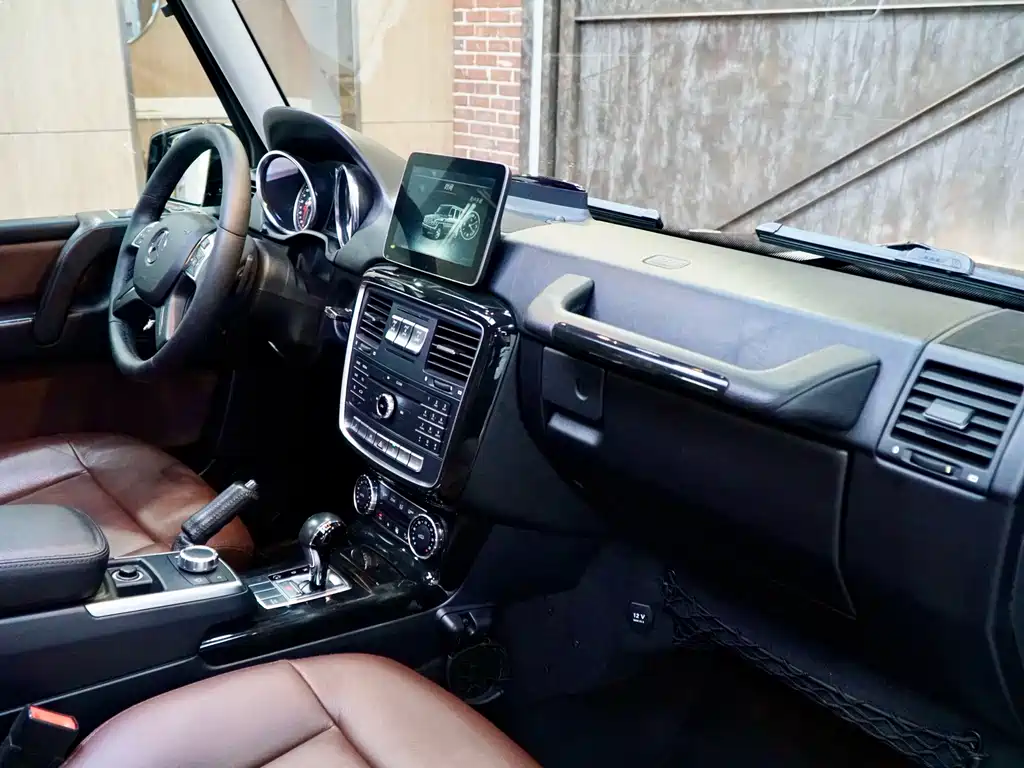 Mercedes-Benz G-Class — миниатюра 8