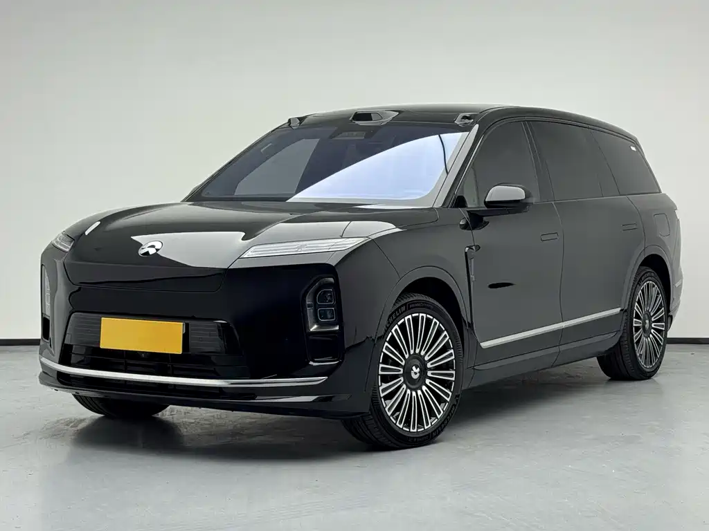 NIO ES8
