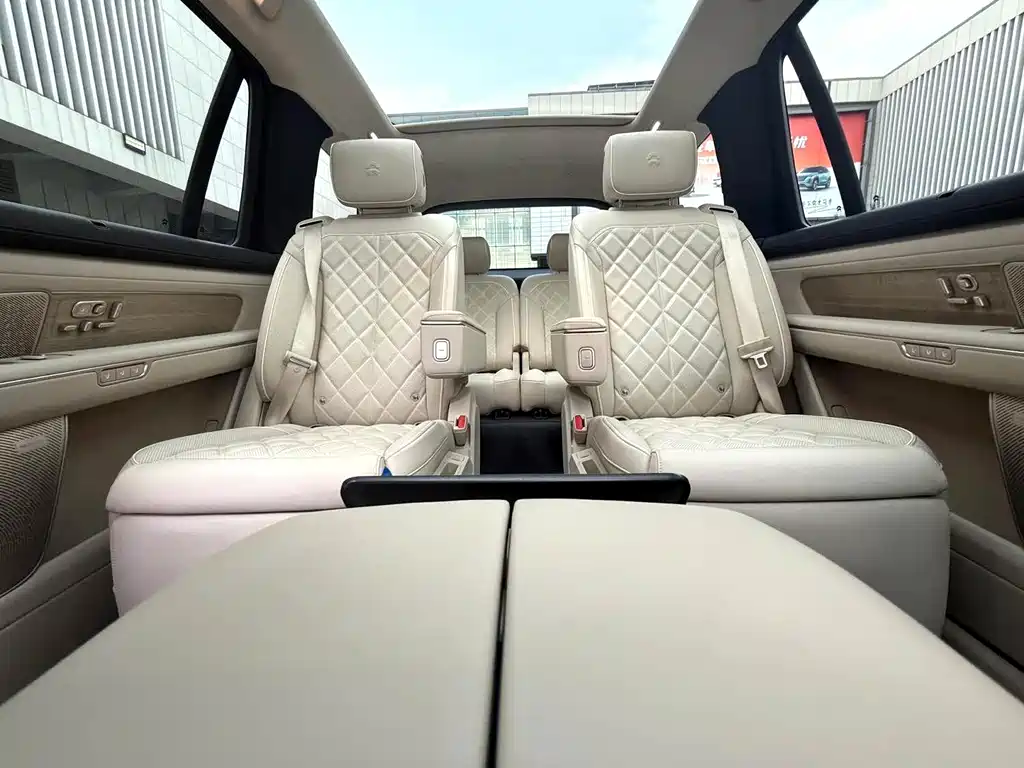 NIO ES8 — миниатюра 7