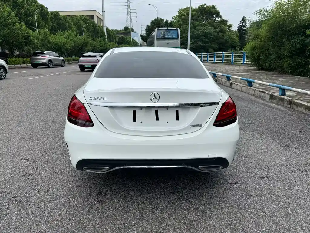 Mercedes-Benz C-Class — миниатюра 8