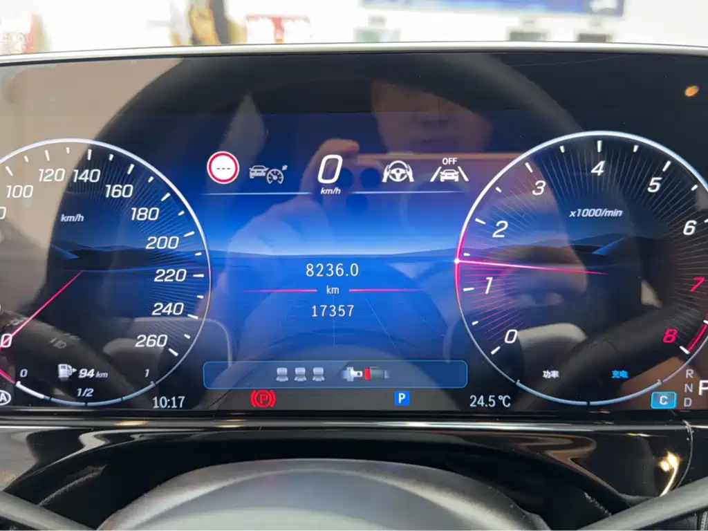 Mercedes-Benz E-Class — миниатюра 20