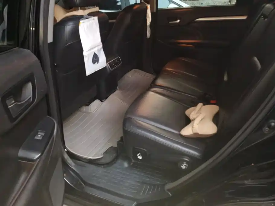 Toyota Highlander — миниатюра 11