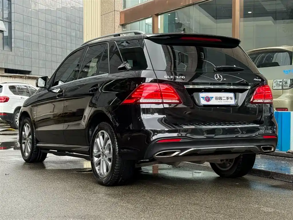MERCEDES-BENZ  GLE