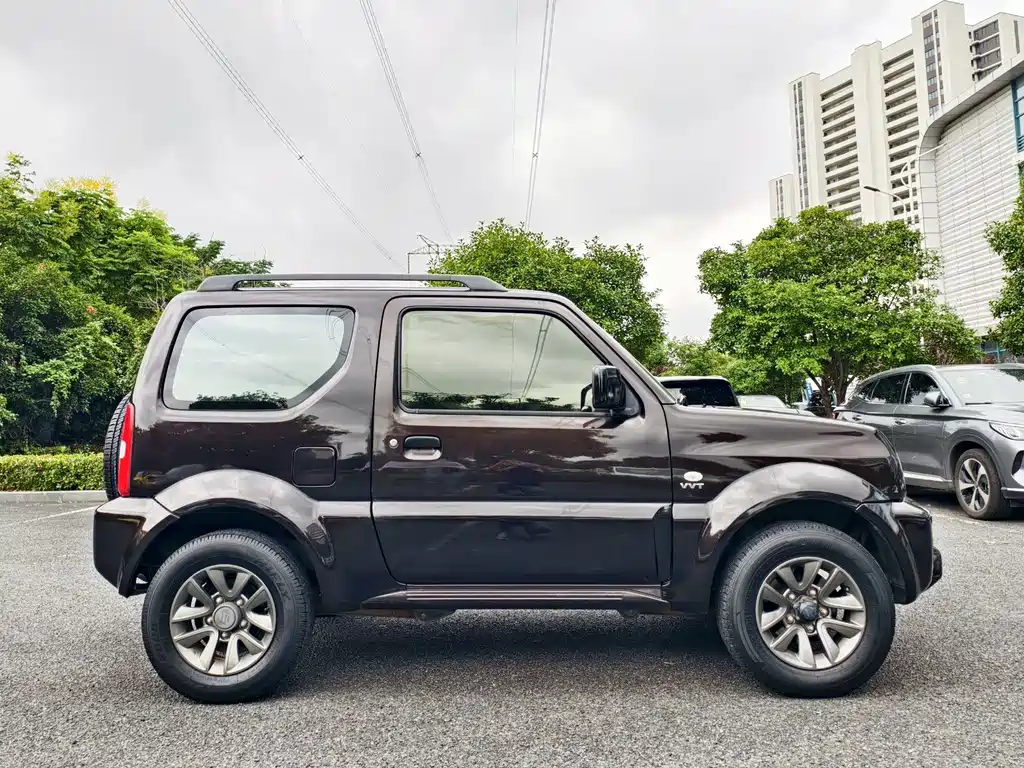 Suzuki Jimny — миниатюра 4