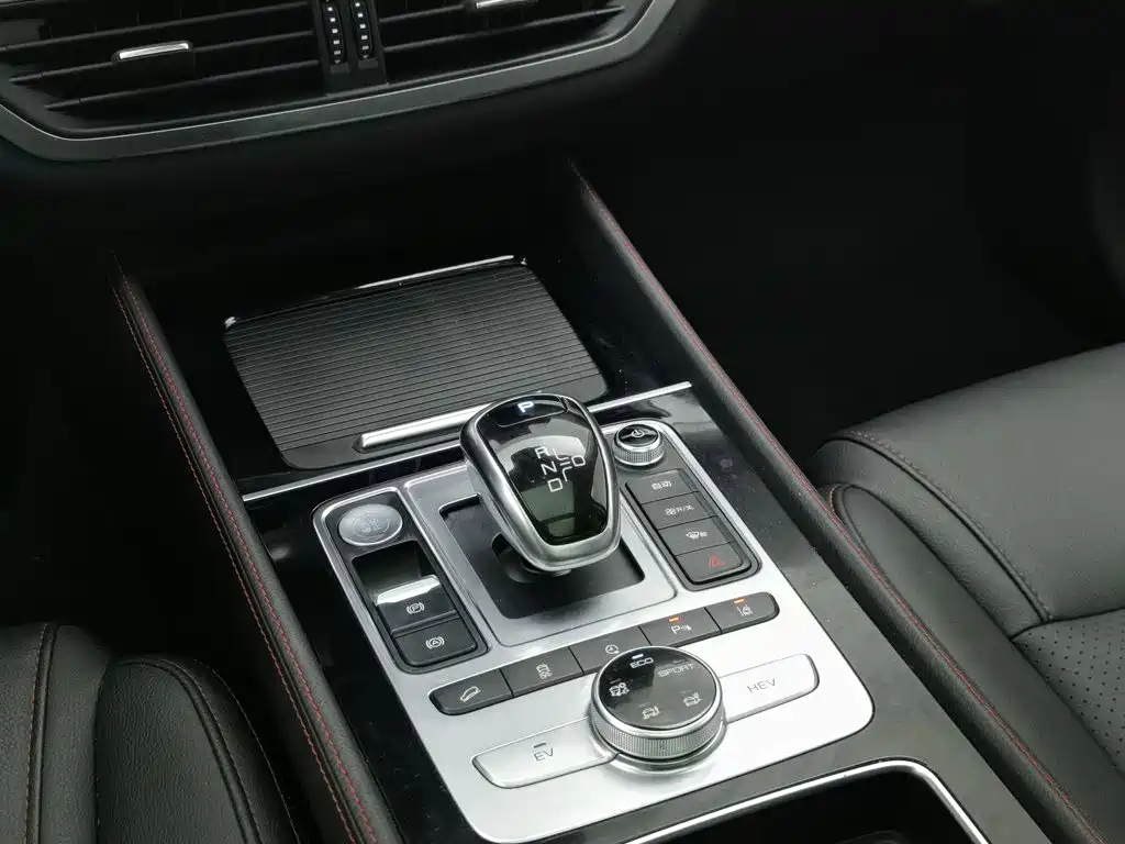 BYD Tang New Energy — миниатюра 13
