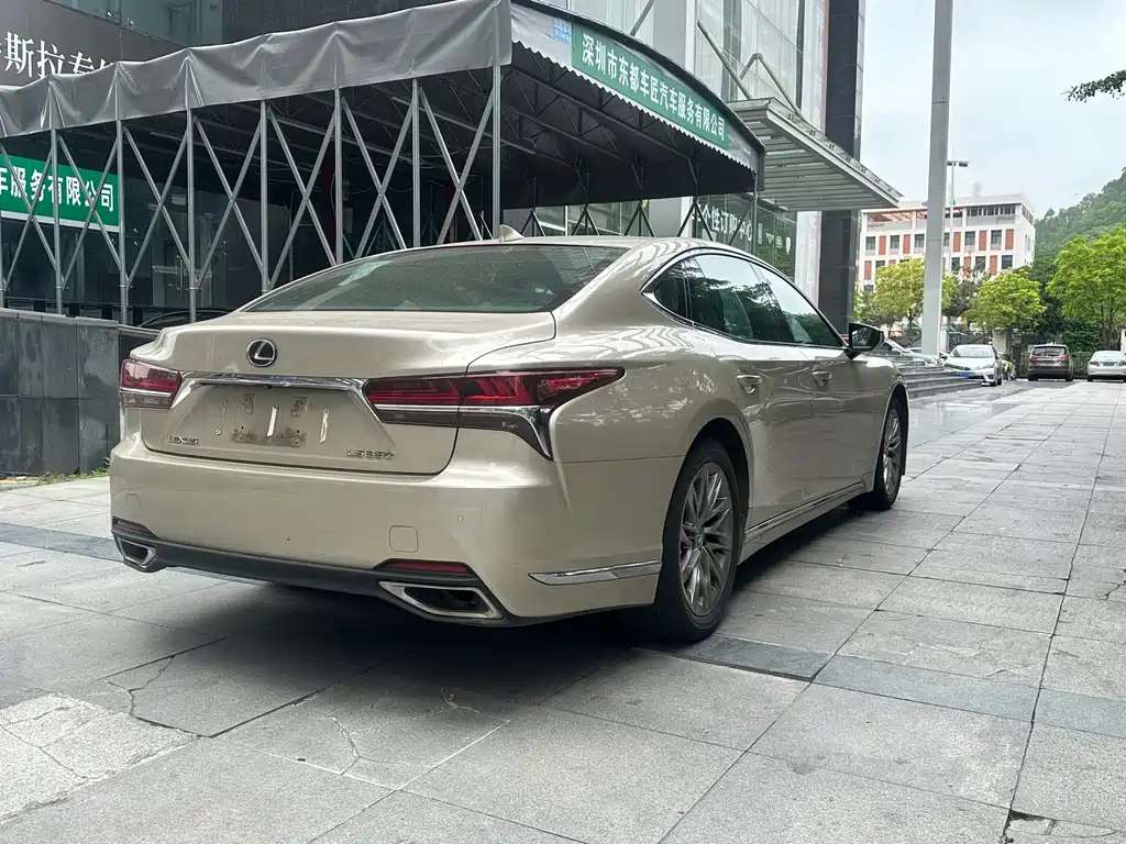 Lexus LS 2018 350 Luxury V