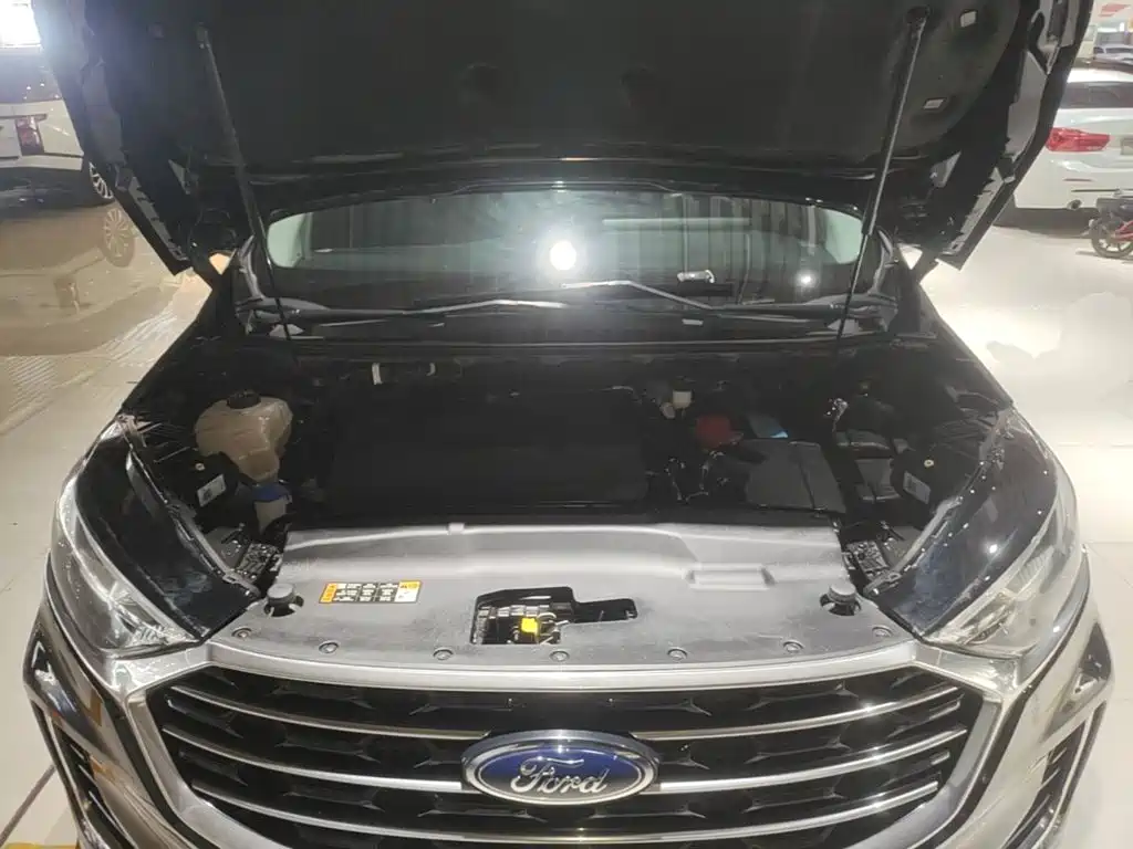 Ford Edge — миниатюра 20