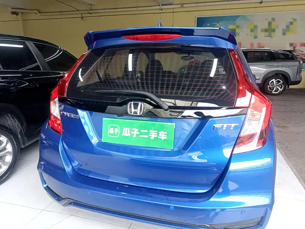 Honda Fit — миниатюра 6