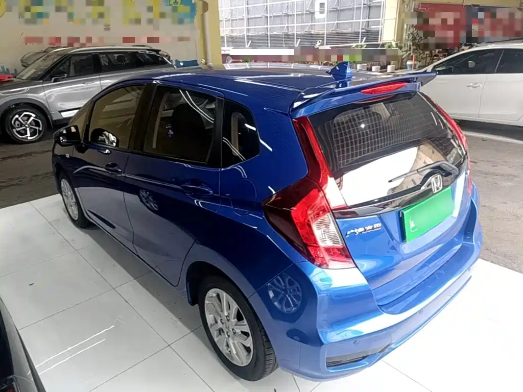 Honda Fit — миниатюра 5