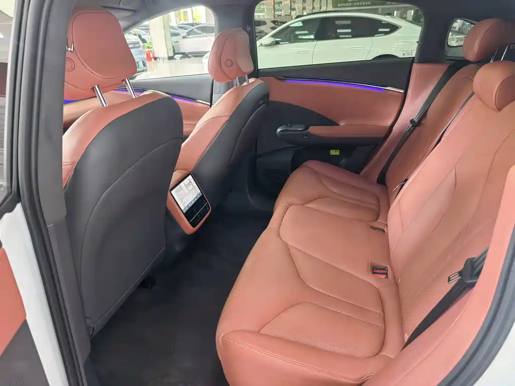 XPeng G7 — миниатюра 5