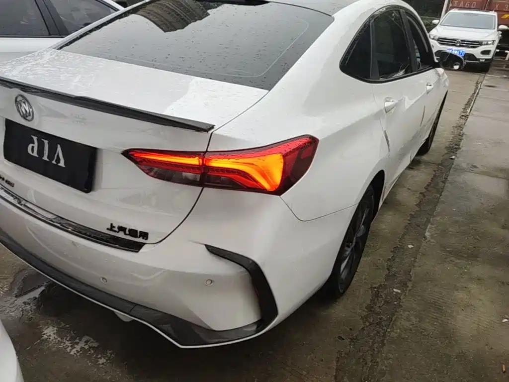 Buick Verano — миниатюра 8